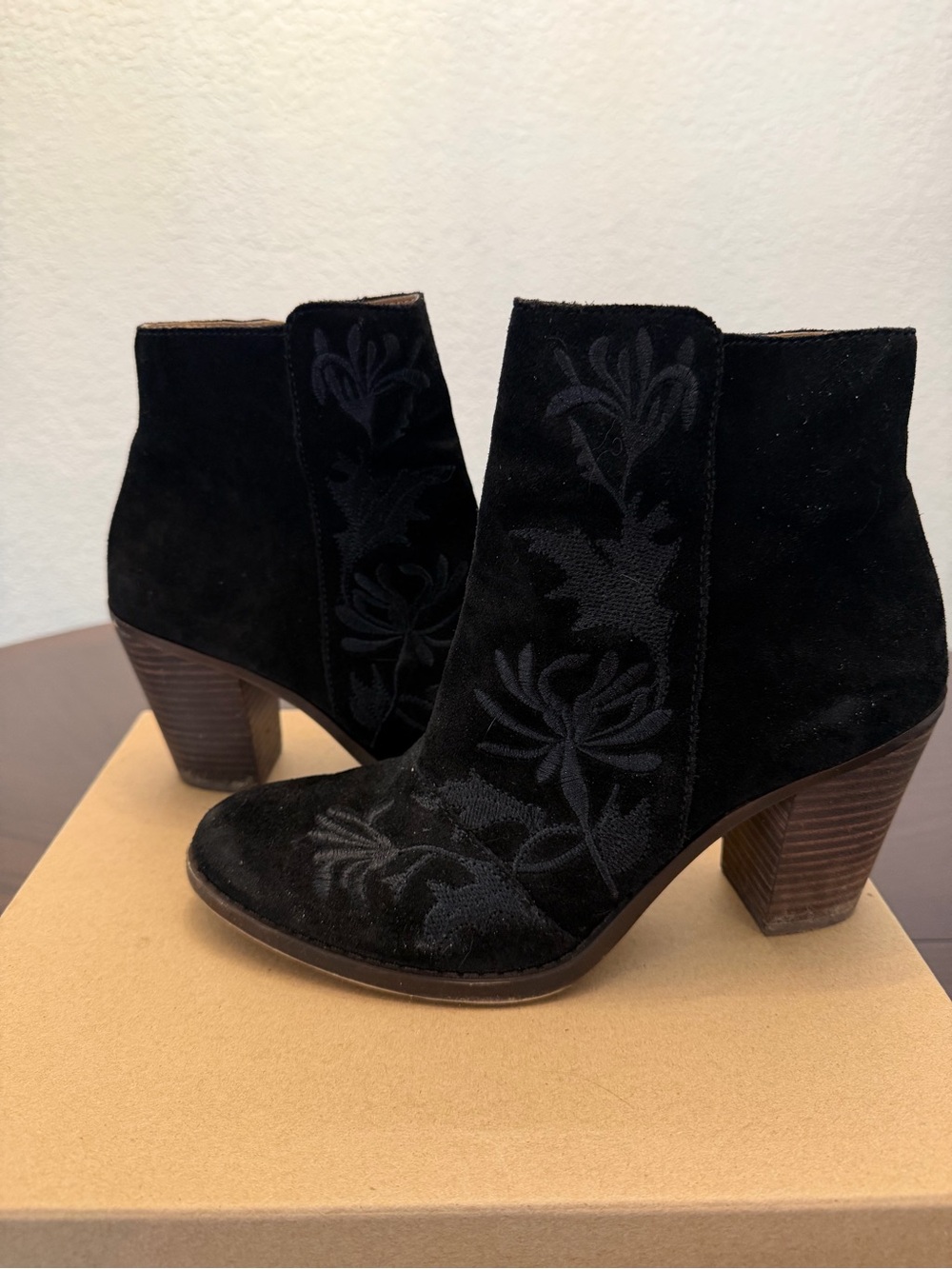 Lucky Brand Black Suede Floral Embroidered Ankle Booties